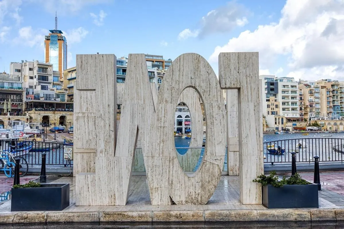 Stylish 1Bedroom Studio In The Heart Of St Julians 204 contacts